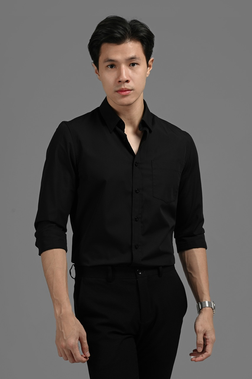 Aggregate 72+ black shirt black pants - in.eteachers